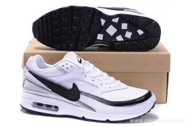 Air Max BW bkack et des chaussures blanches (2)
